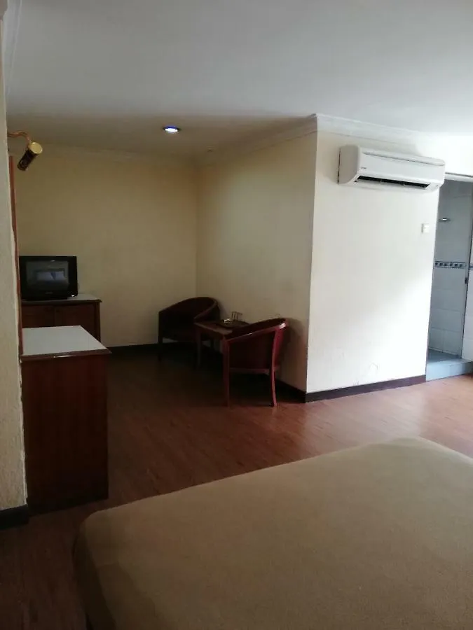 New Caspian Hotel Ipoh 0*,  Malaysia
